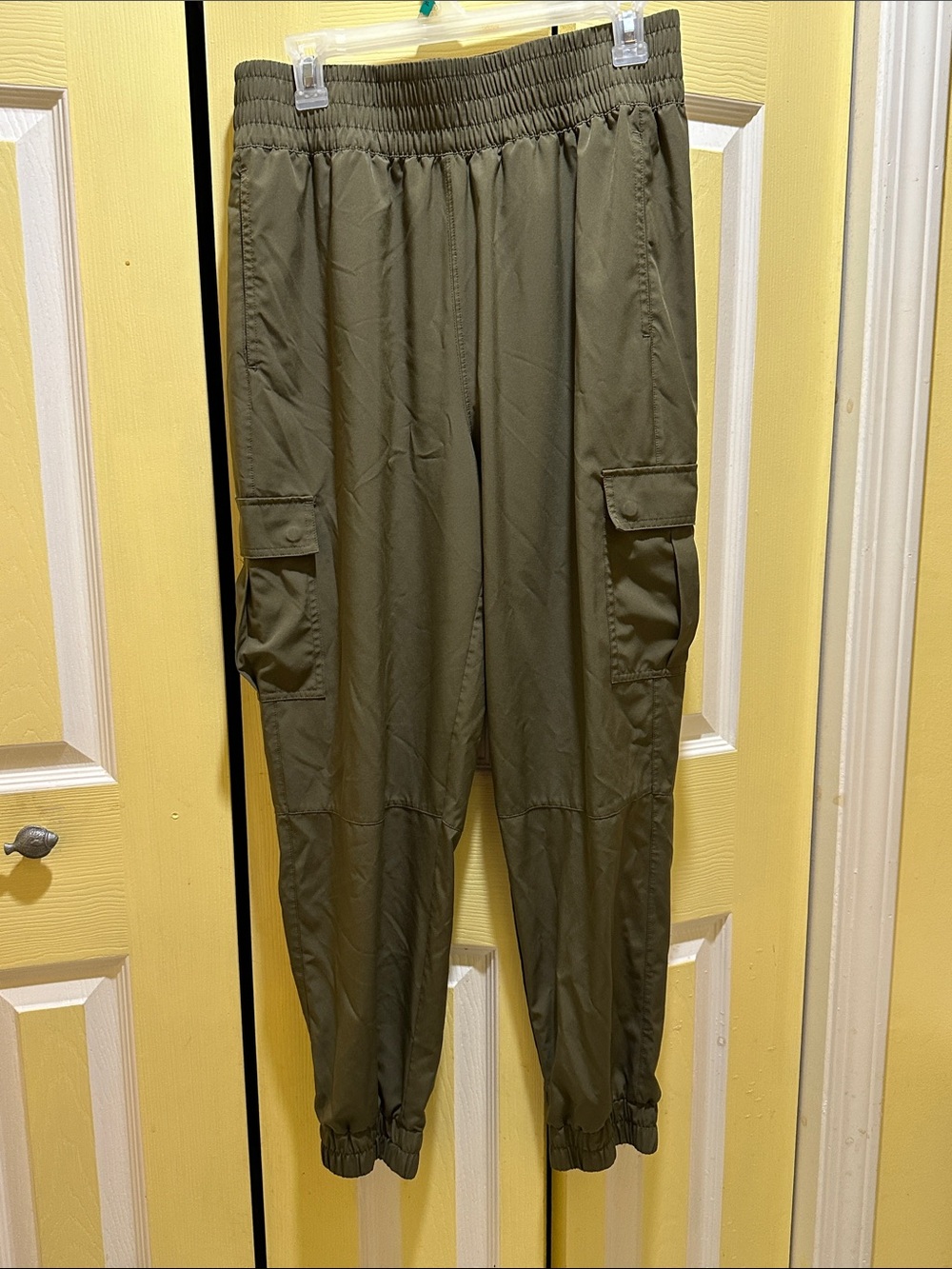 Women’s Olive Green Cargo Jogger Pants